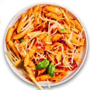 Penne Pasta In Red Sauce(Non-Veg)