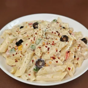 Penne Pasta In White Sauce Chicken