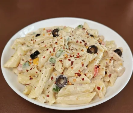 Penne Pasta In White Sauce Chicken