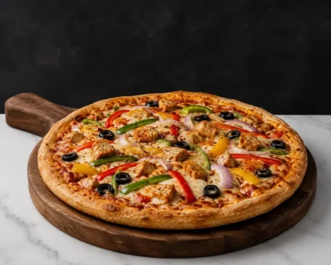 Chicken Veggie Pizza (Medium)