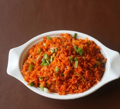 Schezwan Fried Rice (Veg)