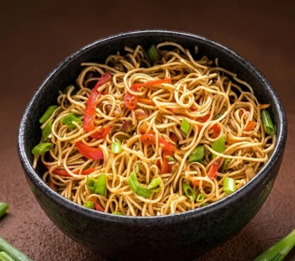 Hakka Noodles (Veg)
