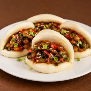 Chilli Garlic Bao Buns (Veg)