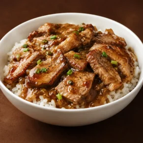 Slice Pork Gravy Rice Bowl