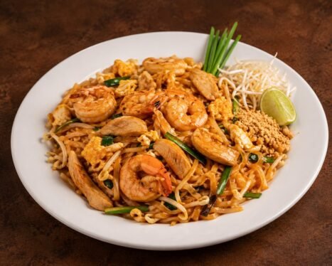 Pad Thai Noodles (Non-Veg)