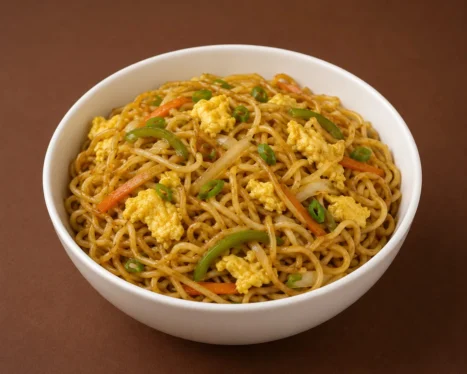 Hakka Noodles (Egg)