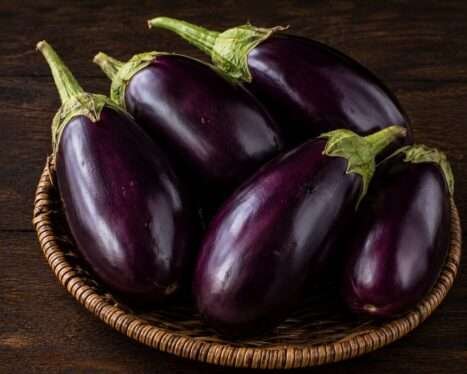 Eggplant (Brinjal) - (1kg)