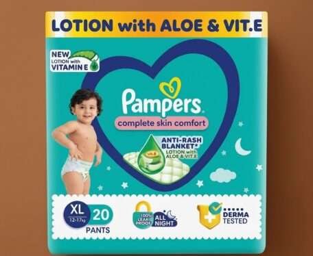Pampers XL 20 Pants  (Anti-Rash Blanket Lotion With Aloe and VIT. E)